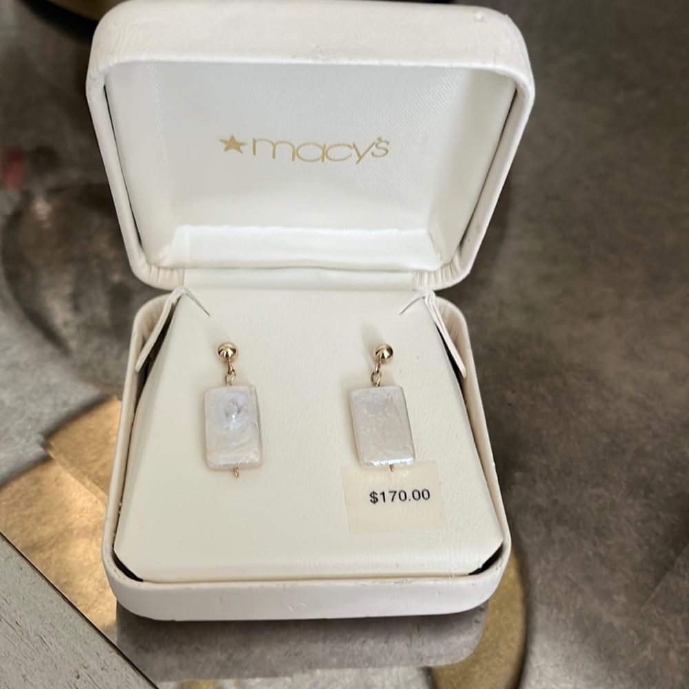 Fresh water pearl 14kt gold drop earrings